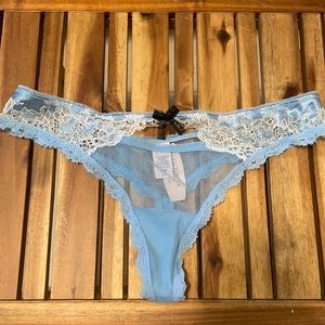 VS Victoria’s Secret light blue lacy thong NWT new with tags size Small